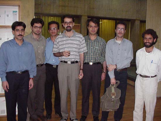 214.jpg (38063 bytes)