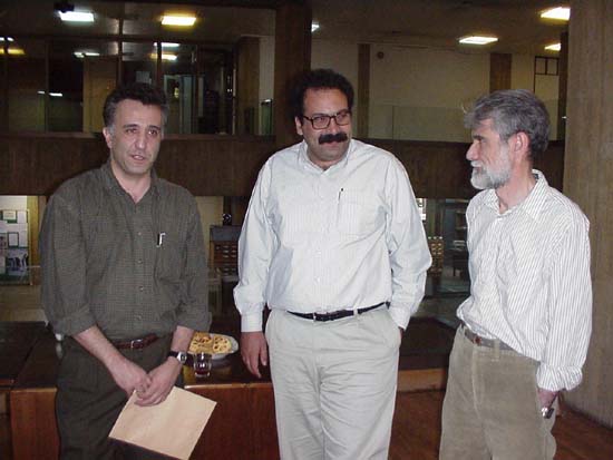 215.jpg (36507 bytes)