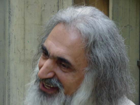 237.jpg (24912 bytes)