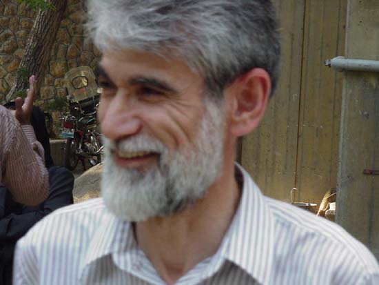 238.jpg (30522 bytes)