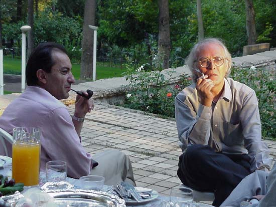 251.jpg (52928 bytes)